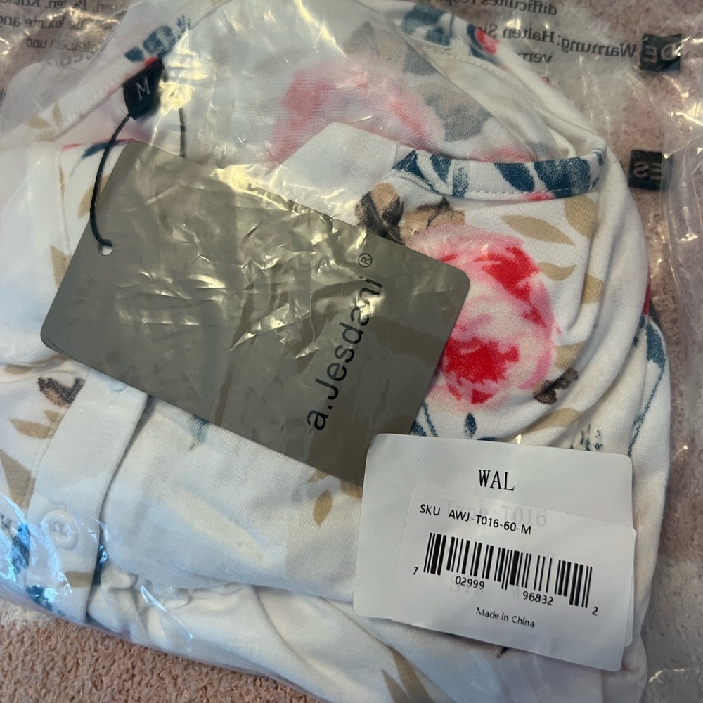 Soft floral tank!